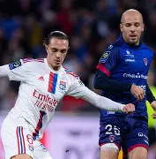 开元体育-包含赛前里昂备战法甲，再遭质疑细节曝光，悬念犹存，年轻球员得到机会的词条