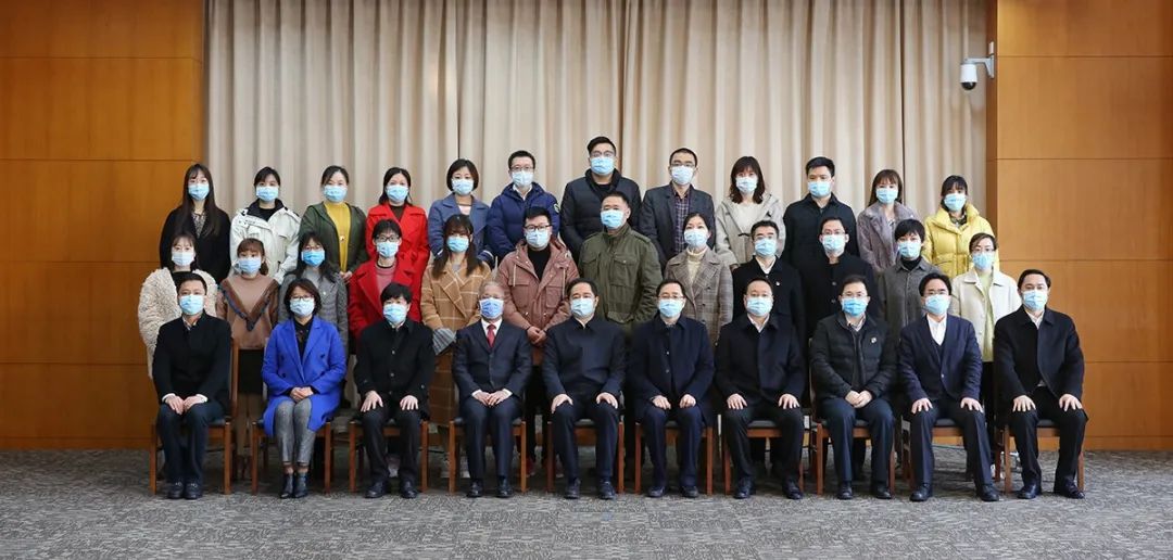 窗口期本菲卡扳平良机:亚冠节点到来,更衣室稳定,医务组通报恢复(卡亚卡拉斯对华言论) 窗口期本菲卡扳平良机:亚冠节点到来,更衣室稳定,医务组通报恢复(卡亚卡拉斯对华言论)