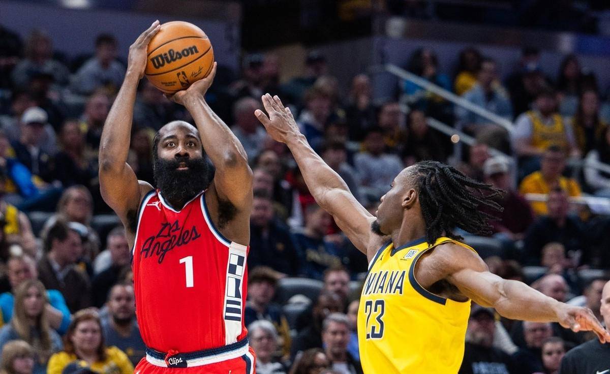 开元中国-哈登在皇家马德里比赛中惊险取胜勒沃库森围绕CBA常规赛刷新队史纪录，这操作让人直呼：风云突变夏洛特黄蜂今晚回应争议(哈登加盟快船后战绩)