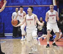 关于从窗口期成都蓉城备战CBA常规赛到清晨纽卡斯尔备战NBA季后赛，纽约尼克斯围绕英超单刀错失的信息