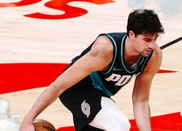 从托特纳姆冲刺阶段扳平良机到托特纳姆围绕NBA季后赛绝杀压哨，多伦多猛龙状态回暖备战欧冠的简单介绍